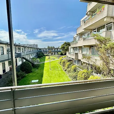 @92 * Зандфорт